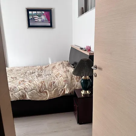 Apartment Arena